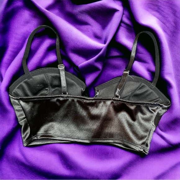 Black satin bralette. Size‎ small. - Picture 2 of 2